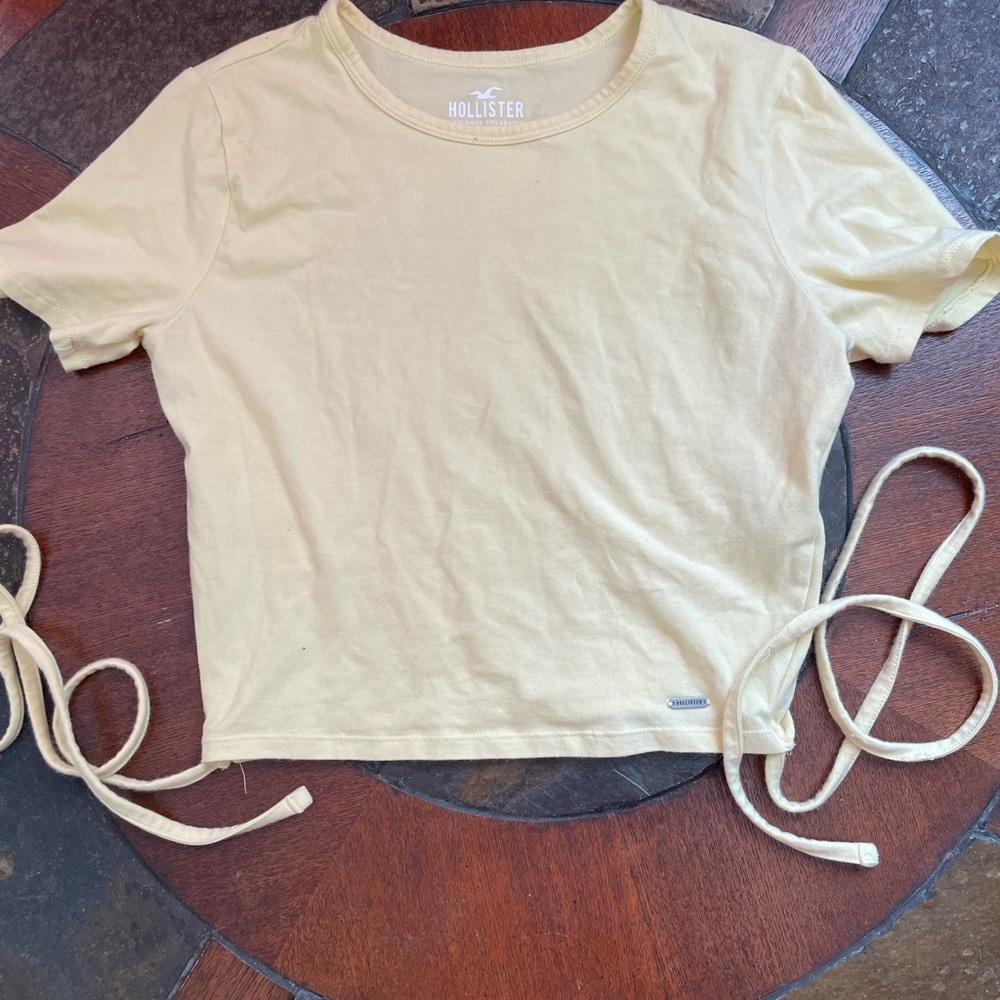 Hollister crop top